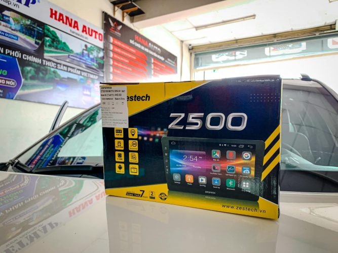 man-hinh-o-to-zestech-z500